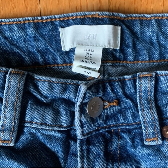 H&M Blue Denim Straight Loose Jeans US 6 - Picture 3 of 5